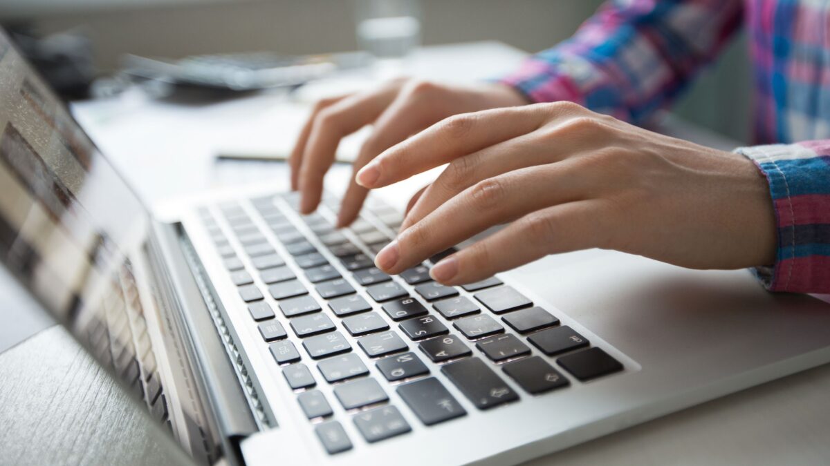 Mandando un email